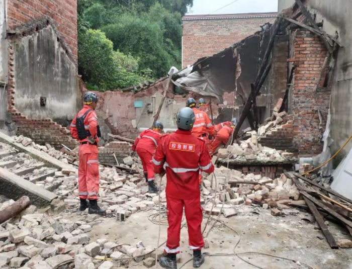 壹基金响应泸县6.0级地震,无畏日夜风雨,只为孩子可以安睡 壹基金响应泸县6.0级地震,无畏日夜风雨,只为孩子可以安睡